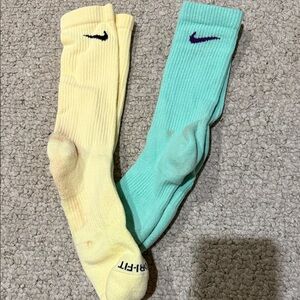 Nike Men's Yellow and Teal Athletic Socks